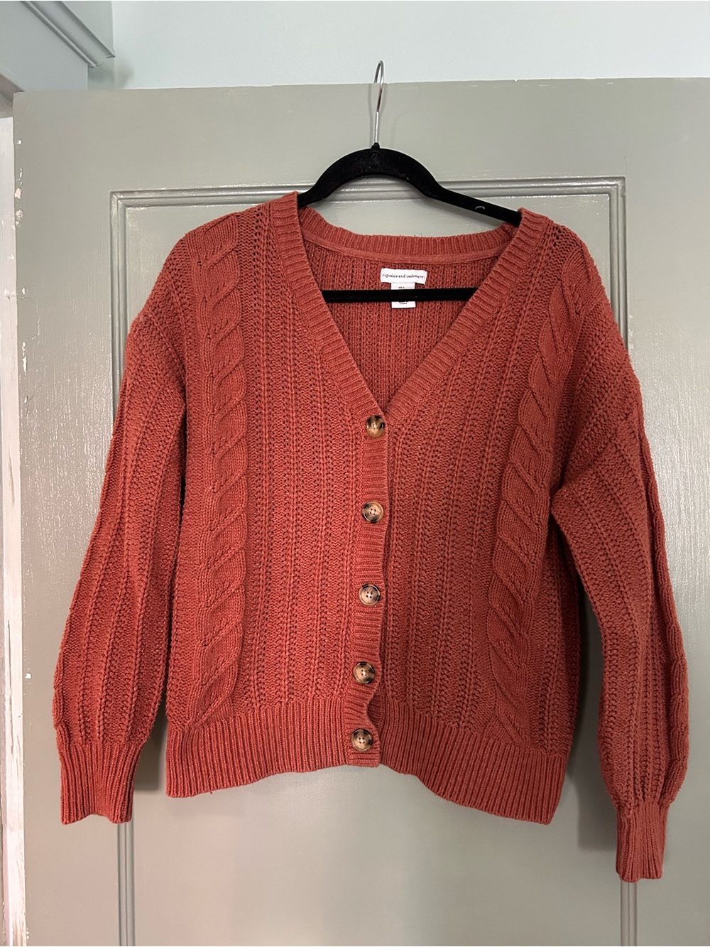 cupcakes & cashmere Cable Knit V-Neck Cardigan in Rust